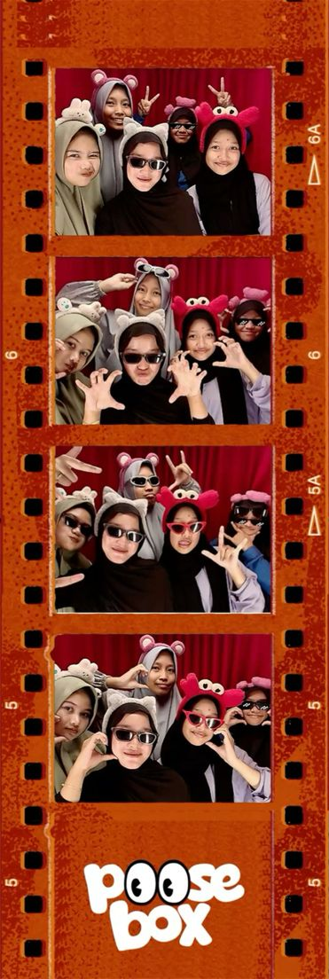 Photo strip #17